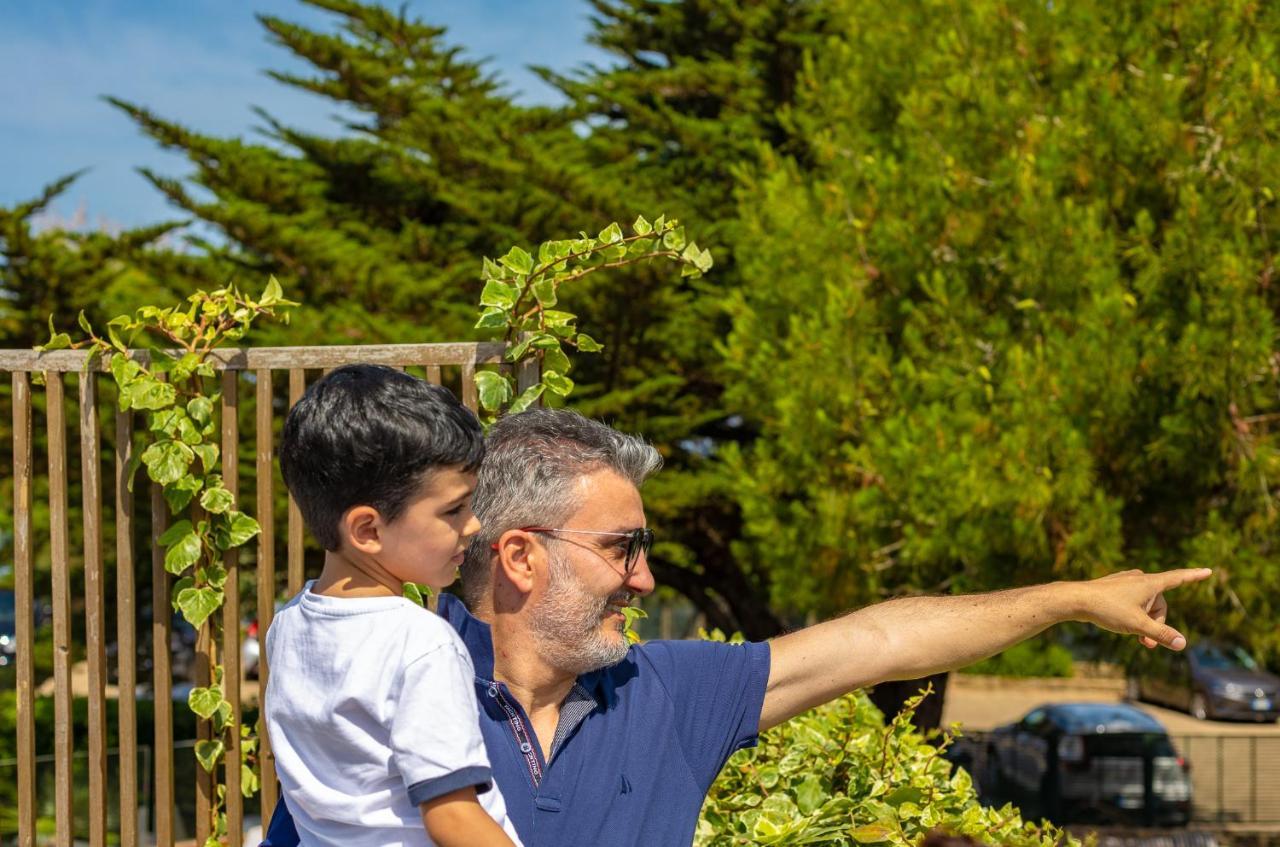 Unahotels Club Hotel Ancora Stintino Εξωτερικό φωτογραφία